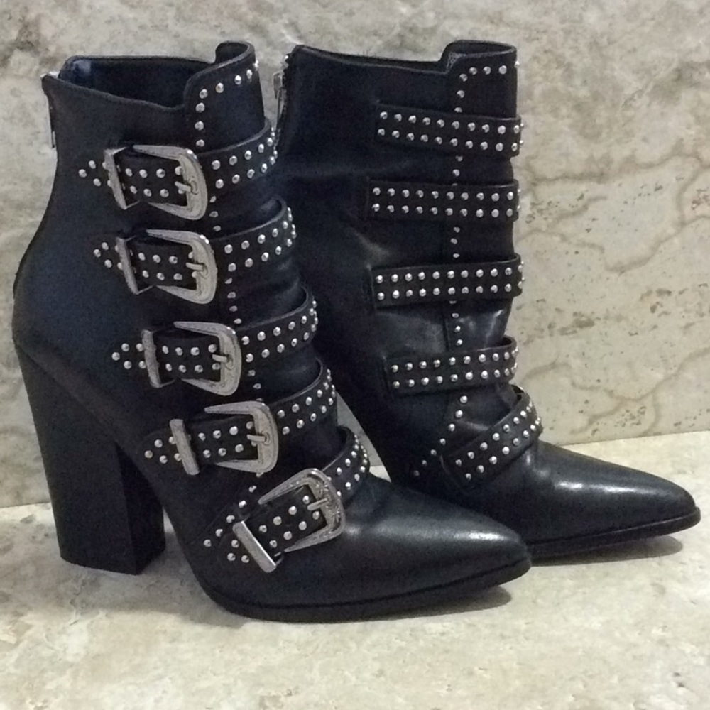 Steve Madden Comet Black Leather Boots Size 6.5